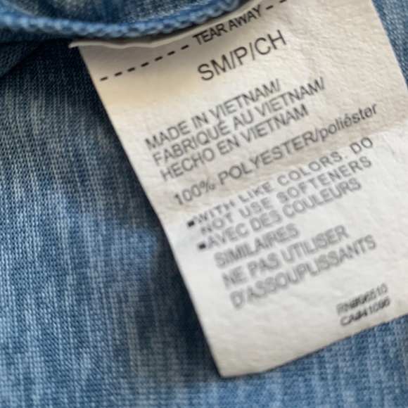 UA Tech ½ Zip Long Sleeve - Picture 8 of 10